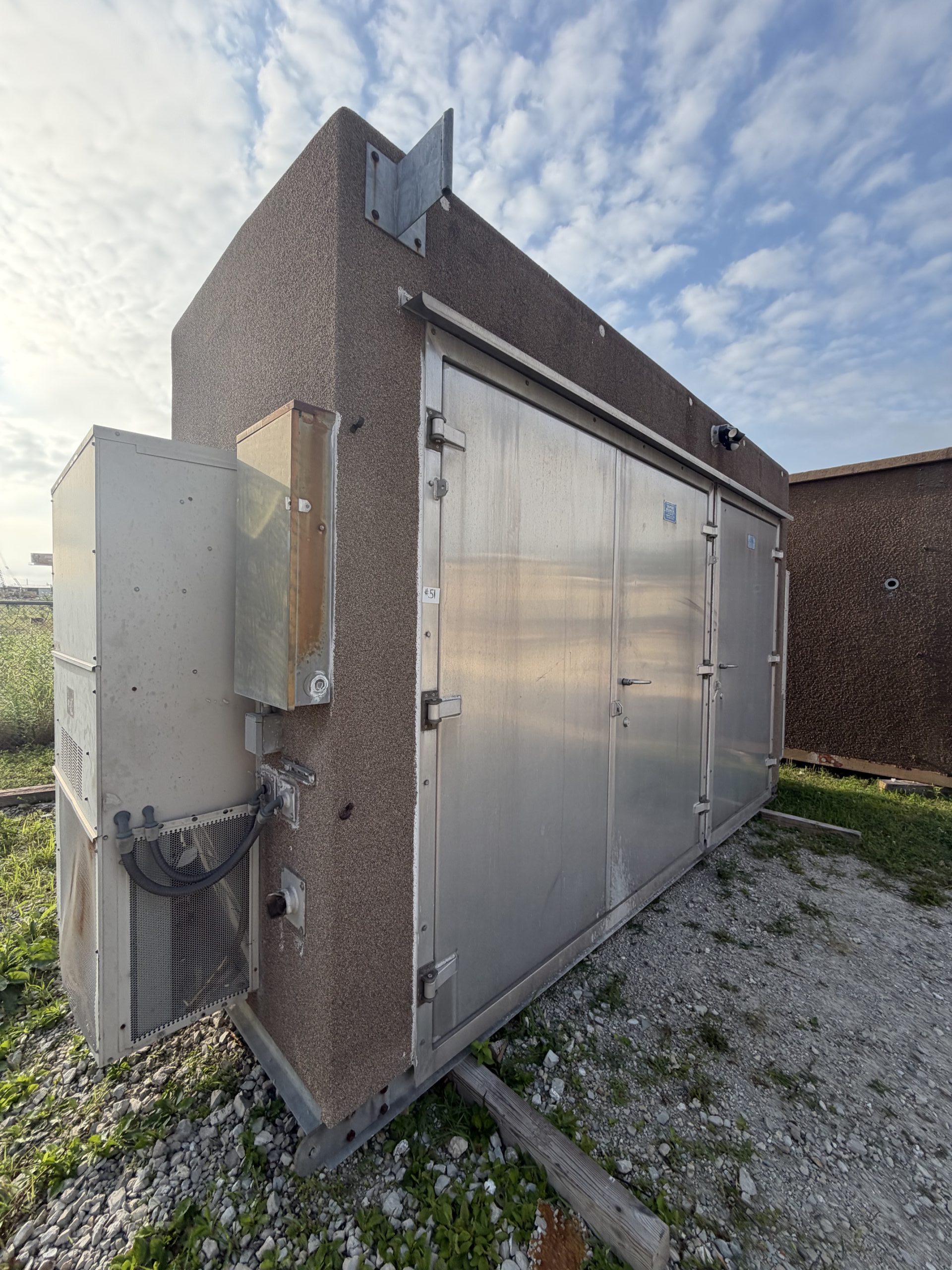 Used 5x14 Dupont lightweight Shelter #19400